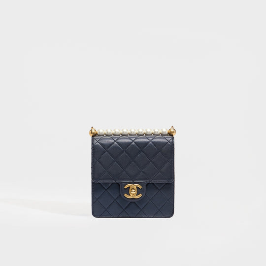 Small Chic Pearls Flap Bag in Navy Leather
