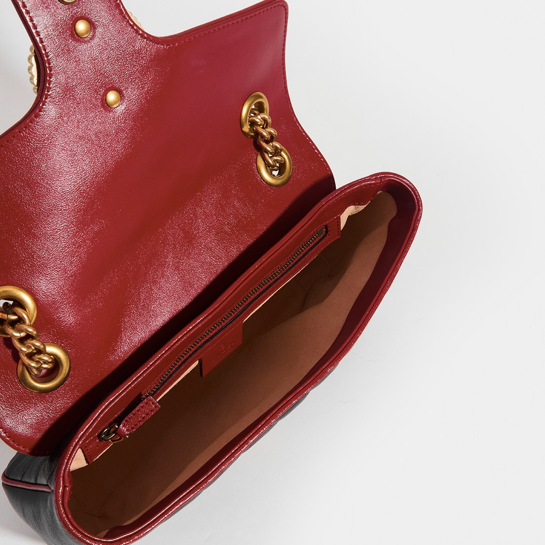 Gucci marmont on sale black and red