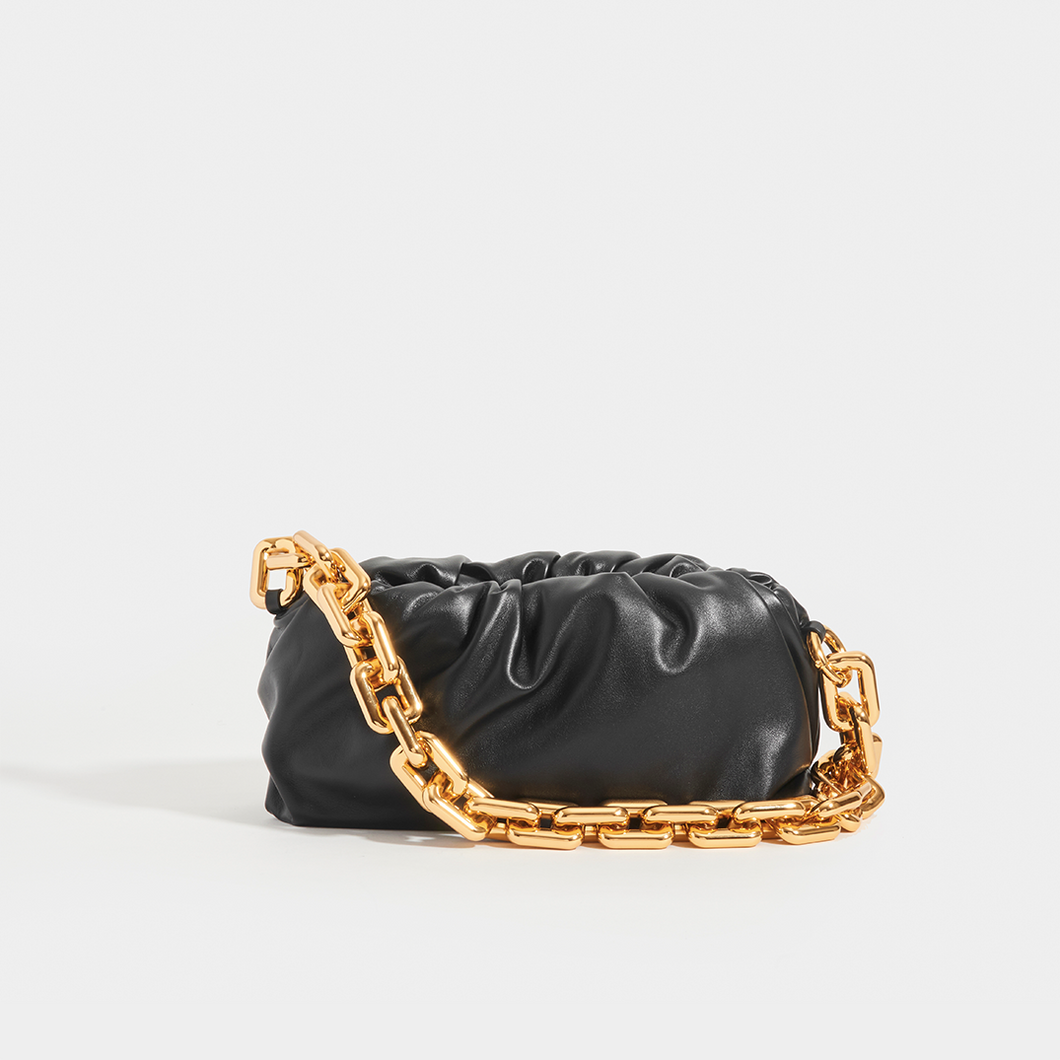 BOTTEGA VENETA The Chain Pouch in Black