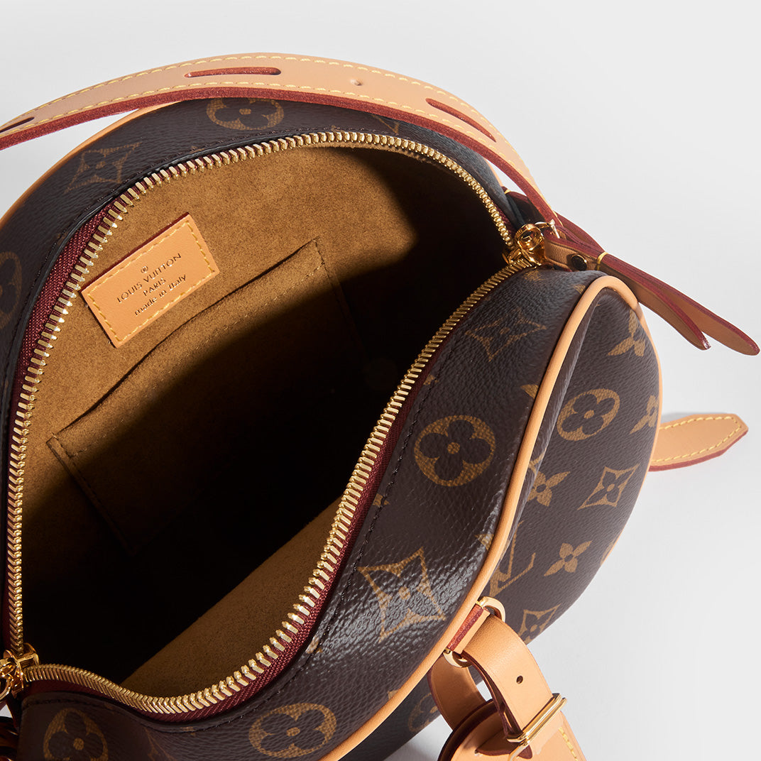 Boîte chapeau souple cloth crossbody bag Louis Vuitton Brown in