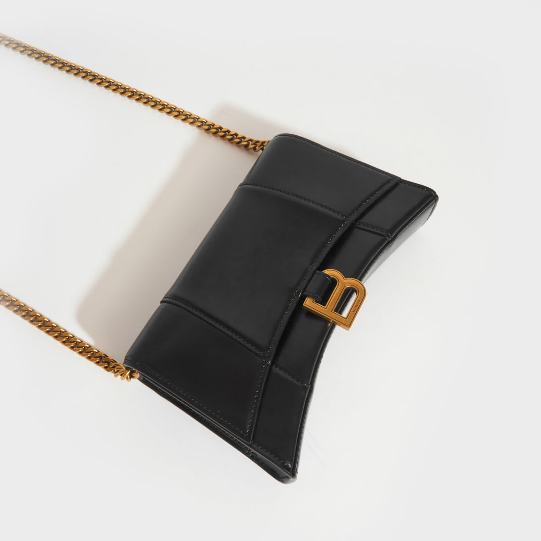 Hourglass Chain Bag in Black