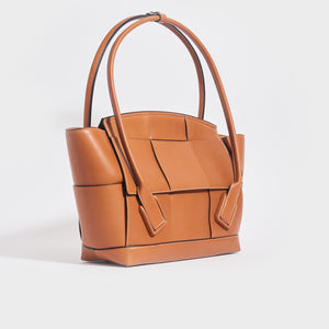 BOTTEGA VENETA Arco Large Intrecciato Leather Tote Bag in Wood