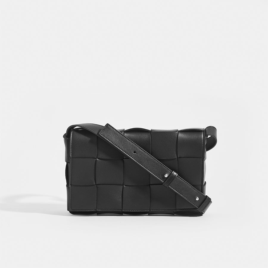 BOTTEGA VENETA Cassette Maxi Intrecciato Bag in Black Leather with crossbody shoulder strap