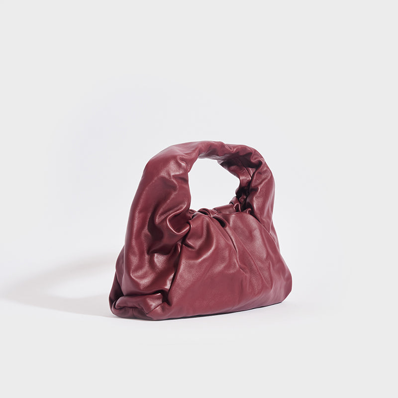 Medium Shoulder Pouch Leather Bag in Bordeaux