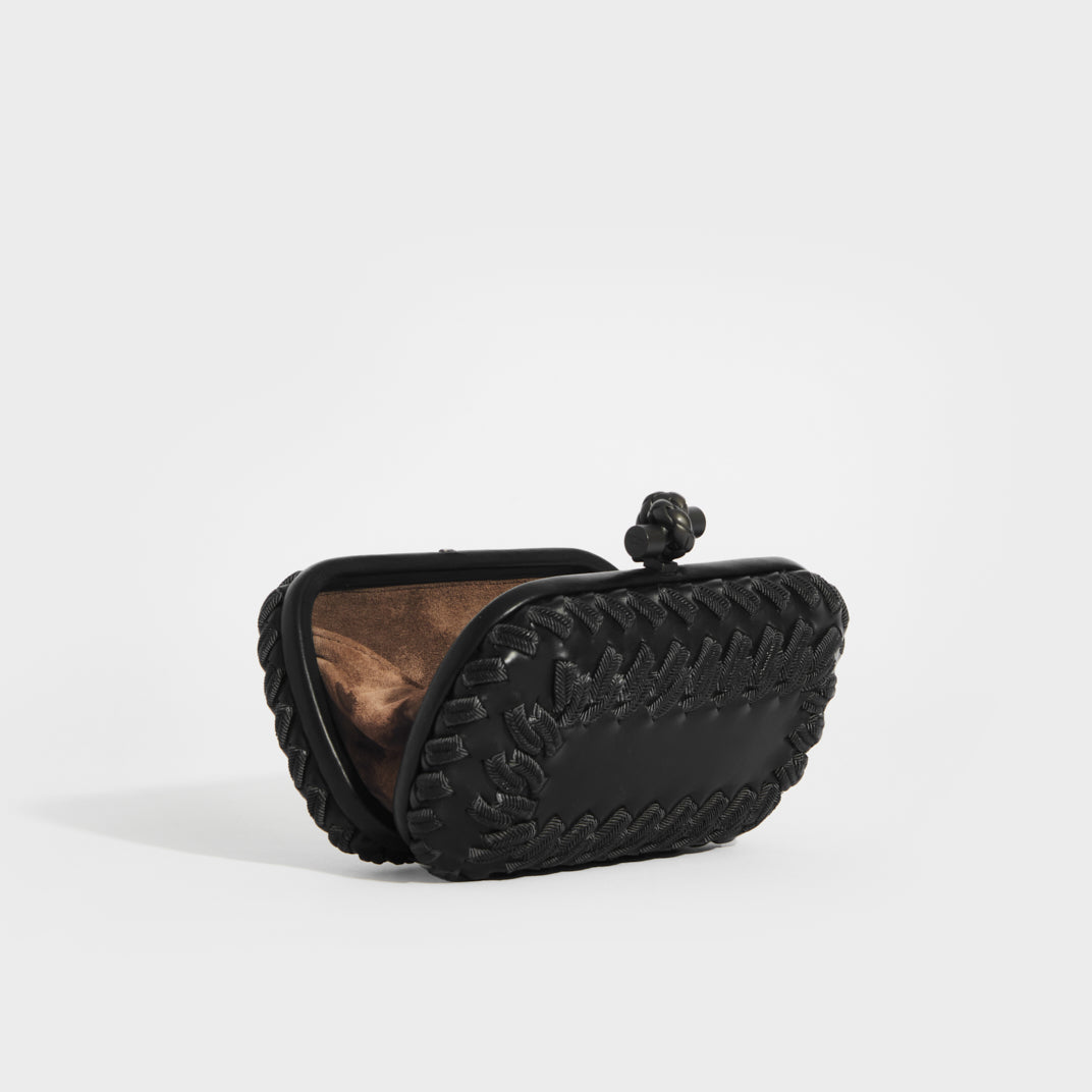 Bottega veneta black clutch shop