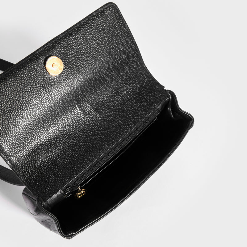 Classic black shoulder bag outlet