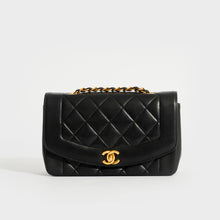 Load image into Gallery viewer, CHANEL Diana Single Flap Chain Bag in Black Leather &quot;3 Series&quot; 1994 - 1996 [ReSale]