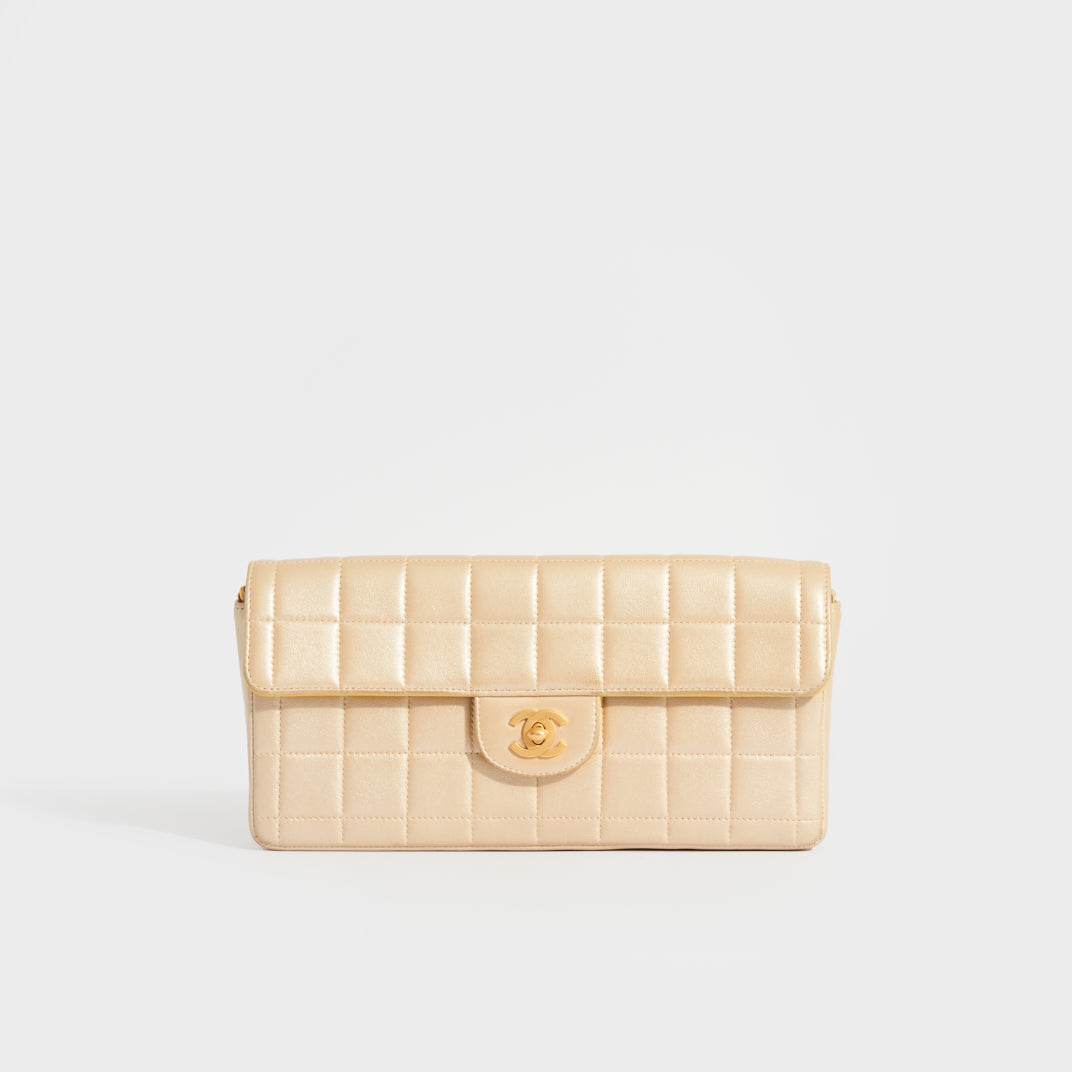 Vintage East West Chocolate Bar Shoulder Bag in Champagne Gold Leather 2000 - 2002 [ReSale]