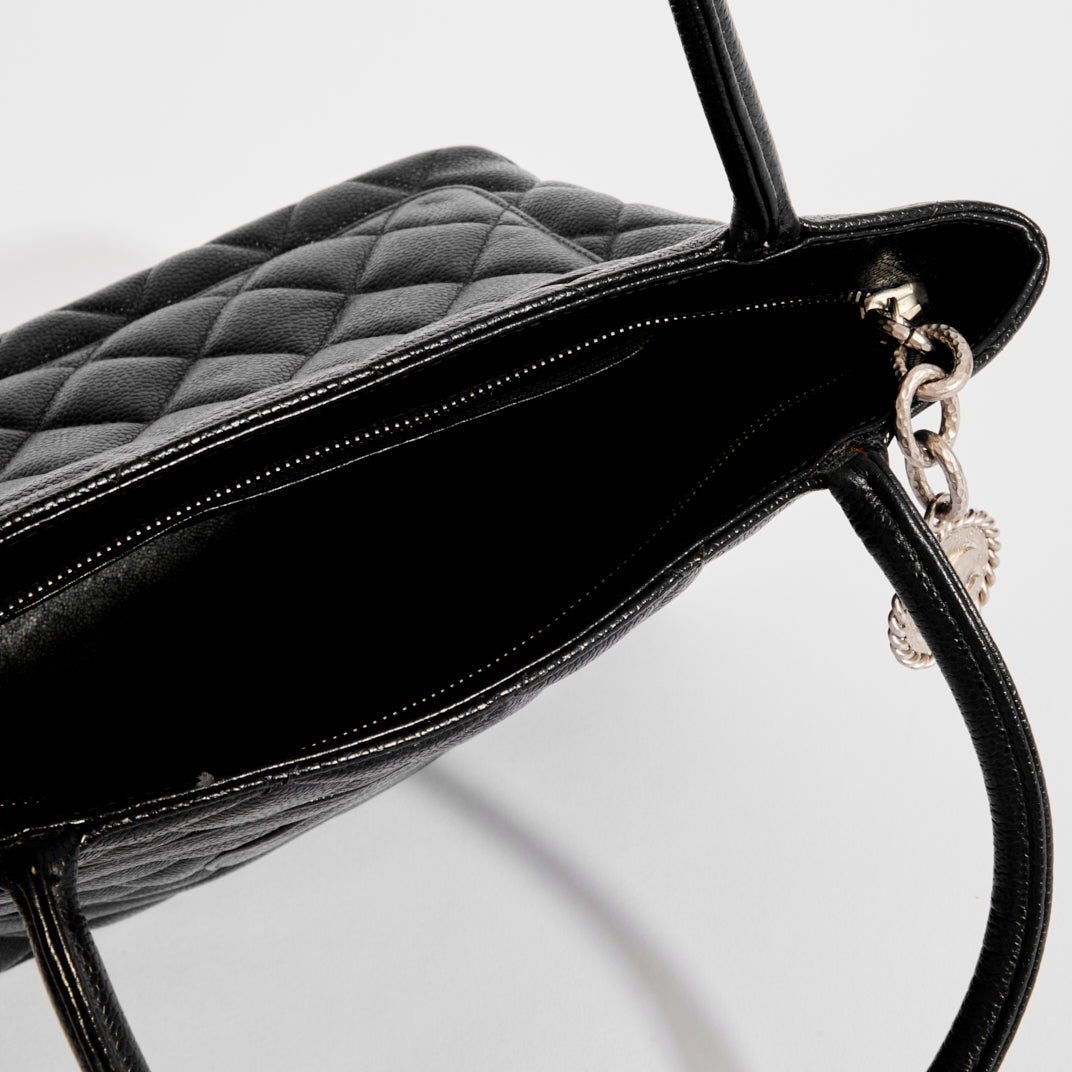 Chanel silver hotsell tote bag