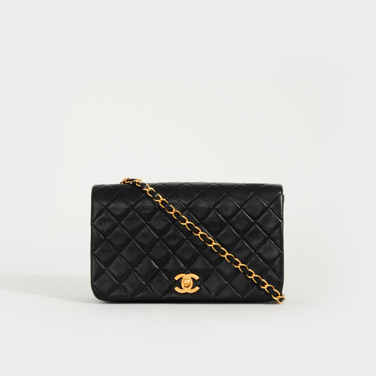 Single Flap Bag in Black Lambskin 1989 - 1991