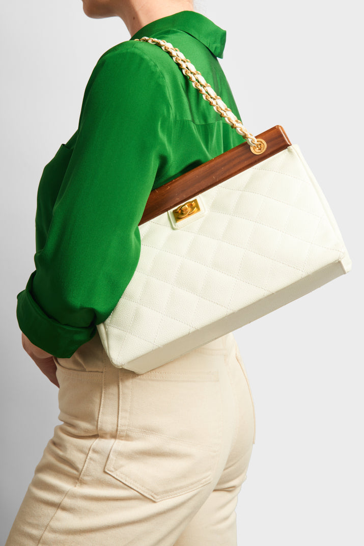 CHANEL White Quilted Caviar Wood Shoulder Bag – COCOON