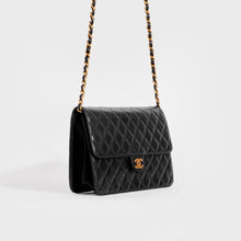 Load image into Gallery viewer, CHANEL Single Flap Single Chain Bag in Black Lambskin 1997 - 1999