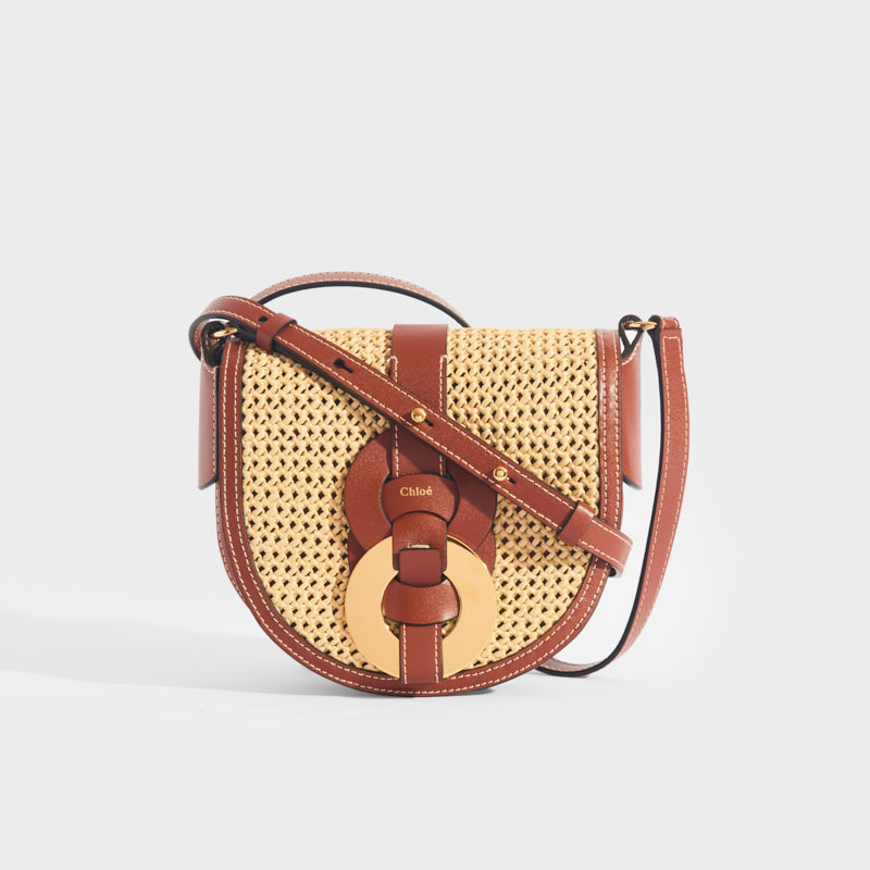Front view of the CHLOÉ Darryl Small Raffia Shoulder Bag