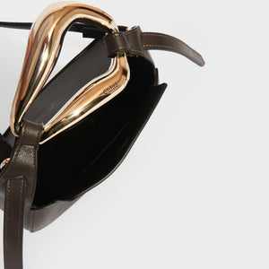 CHLOÉ Kiss Small Leather Tote in Dark Brown