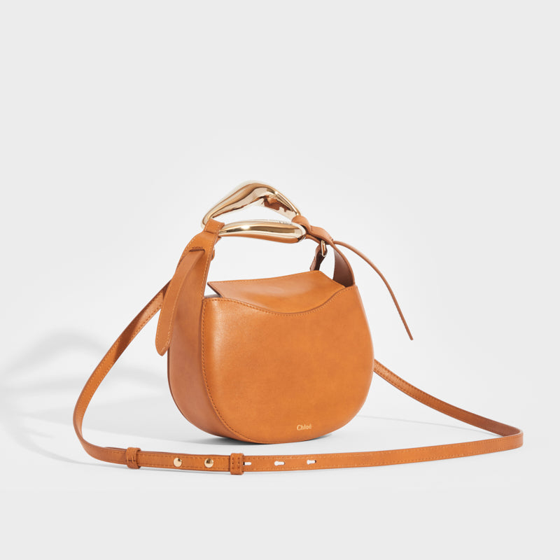 CHLOÉ Kiss Small Leather Tote in Tan
