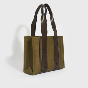CHLOÉ Medium Linen-Canvas Woody Tote Bag in Green