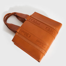 Load image into Gallery viewer, CHLOÉ Medium Leather Woody Tote Bag in Tan