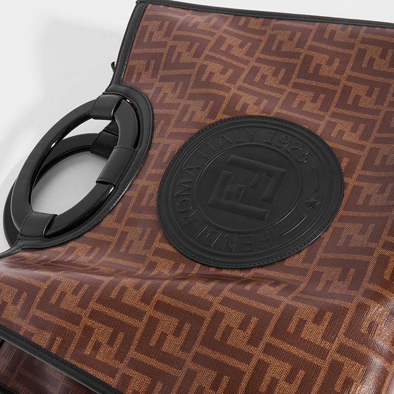 Fendi runaway shopper bag hotsell