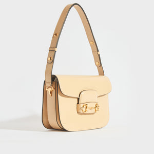 GUCCI Horsebit 1955 Leather Shoulder Bag in Bubble Tea