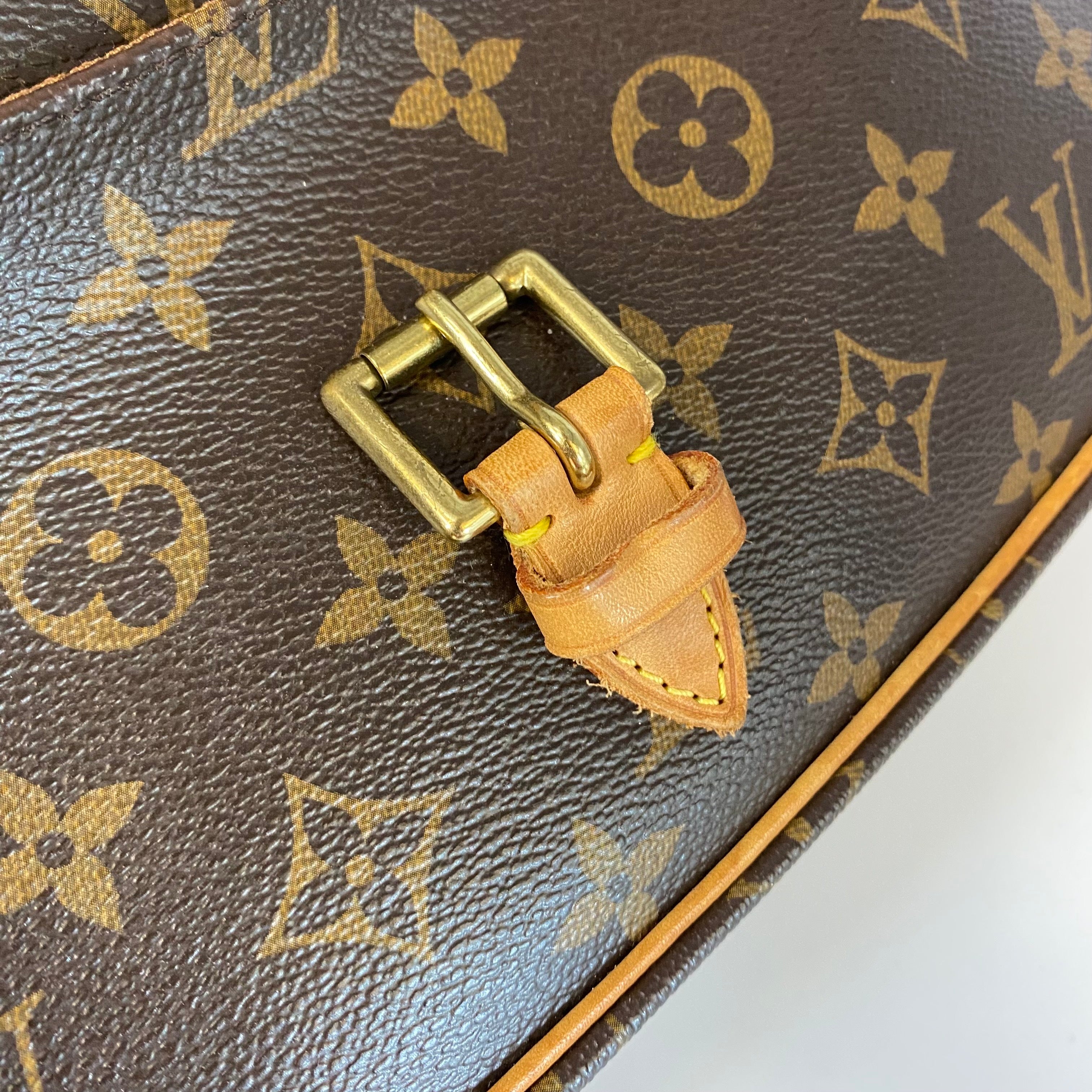 Louis Vuitton Monogram Rivette Pochette Accessoires [ReSale] | Cocoon