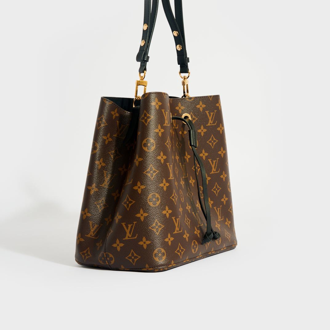 NéoNoé MM Bucket Bag in Monogram Canvas and Black