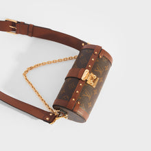Load image into Gallery viewer, LOUIS VUITTON Papillon Trunk Bag in Monogram