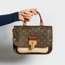 Load image into Gallery viewer, LOUIS VUITTON Vaugirard Bag in Monogram Canvas with Creme Leather