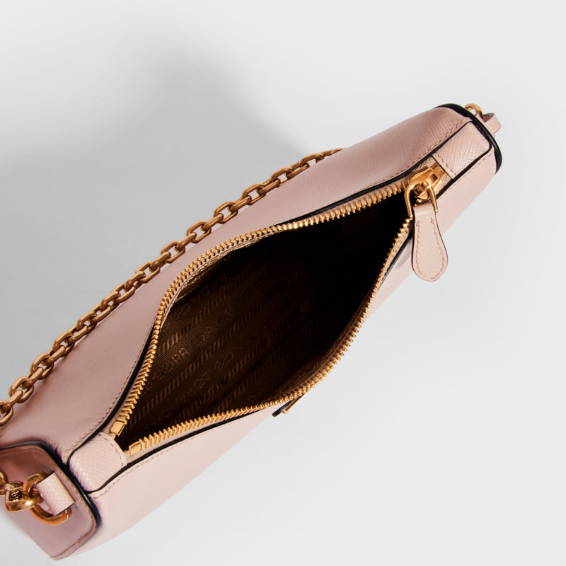 PRADA Hobo Re-edition 2005 Saffiano in Ninfea