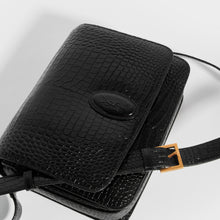 Load image into Gallery viewer, SAINT LAURENT Le 61 Framed Small Saddle Bag in Mock-Croc Leather in Black