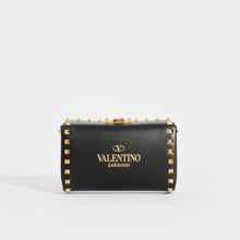 Load image into Gallery viewer, Front view of the VALENTINO Garavani Box Rockstud Alcove Shoulder Bag in Black