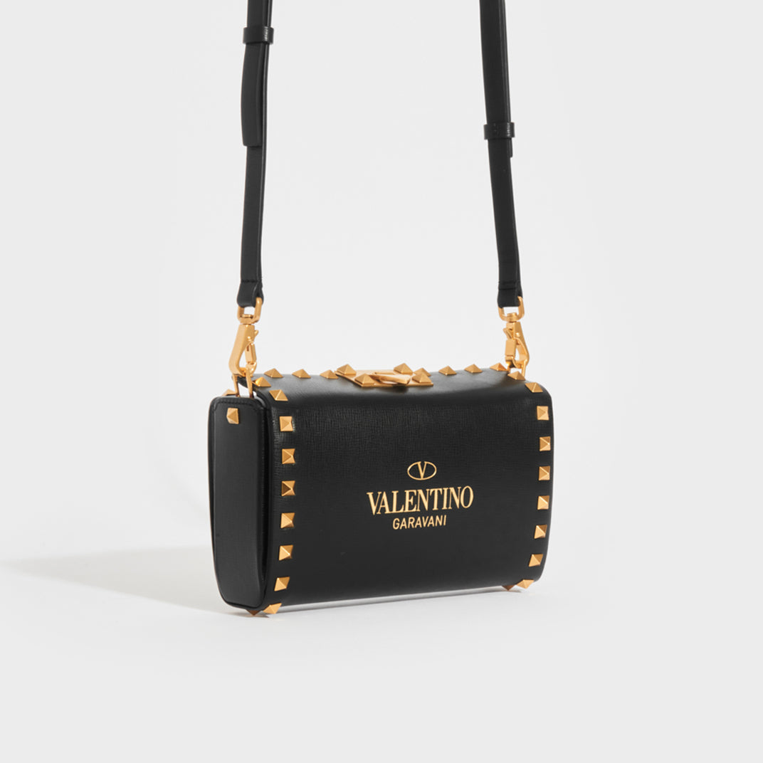 Garavani Box Rockstud Alcove Shoulder Bag in Black