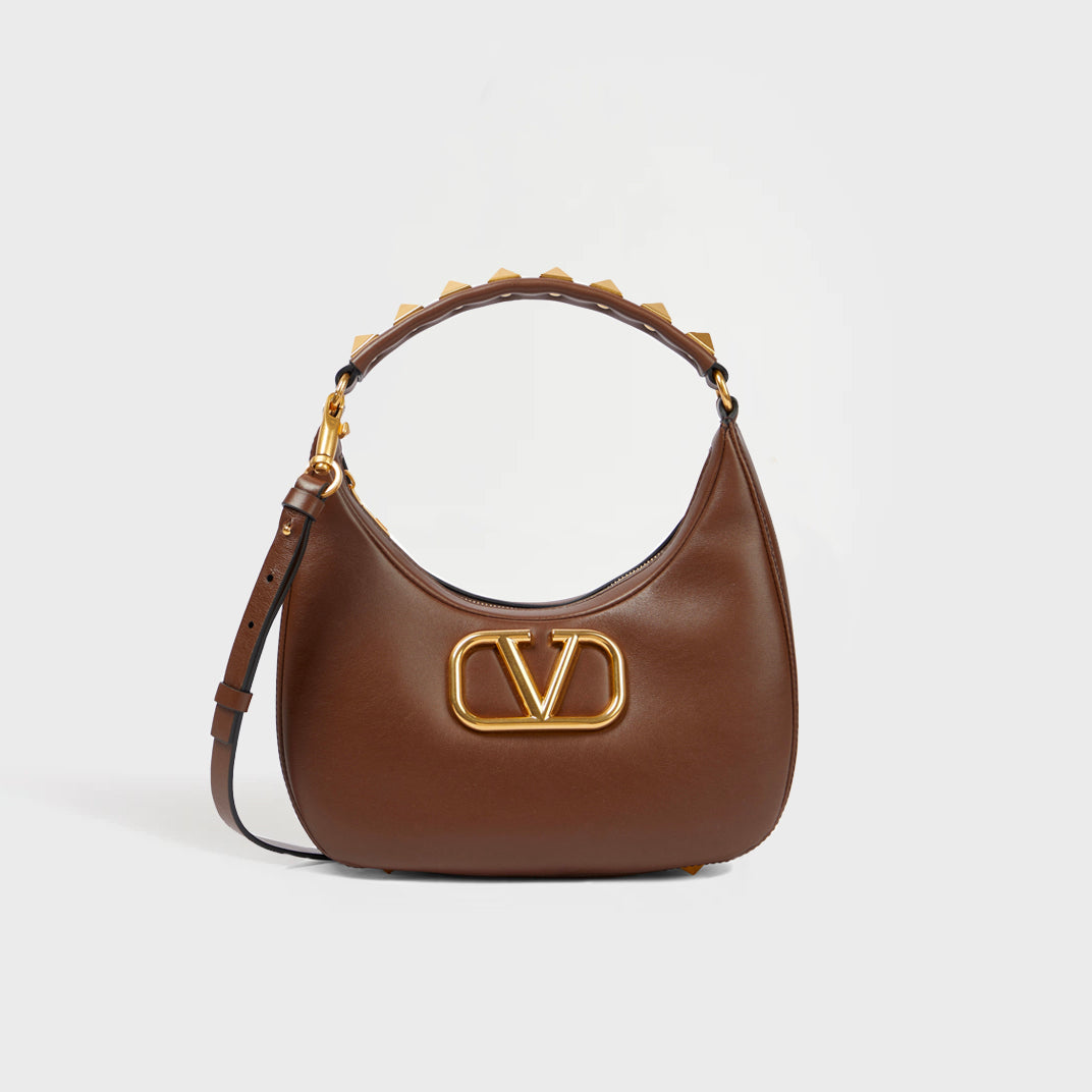 Garavani Roman Stud Sign Leather Shoulder Bag in Brown